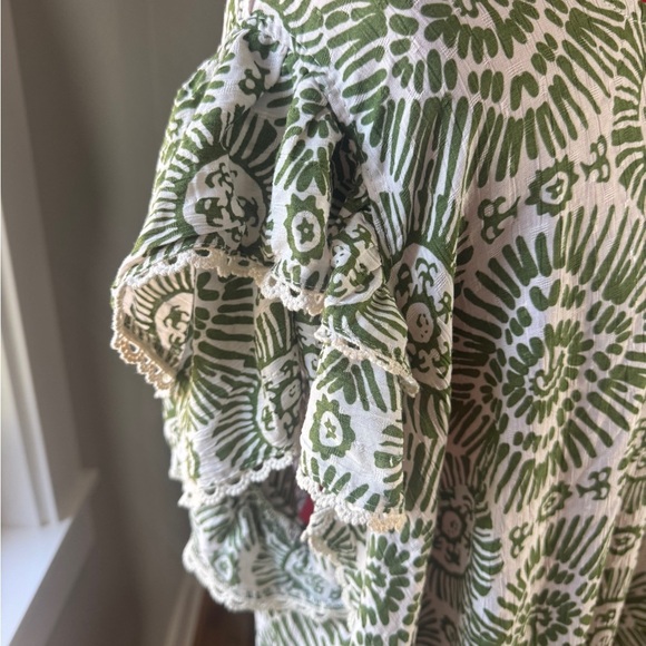 Haute Hippie Style Green White Boho Print Ruffle Sleeve Blouse 2X - Picture 2 of 5